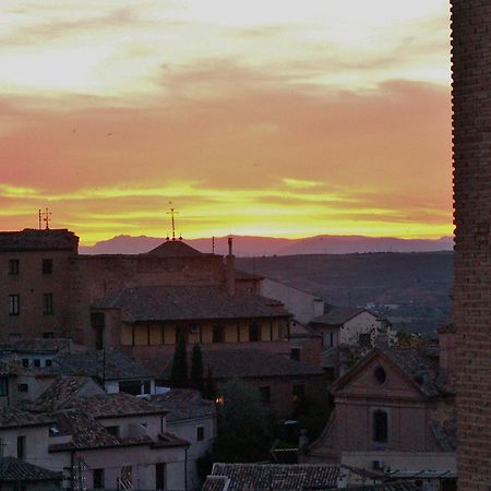 Oasis Backpackers' Toledo Hostel Εξωτερικό φωτογραφία